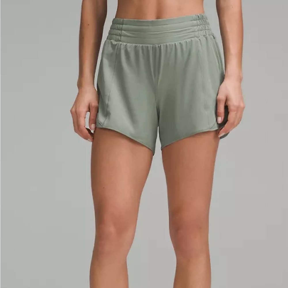 Lululemon Hotty Hot High-Rise Lined Shorts 4”